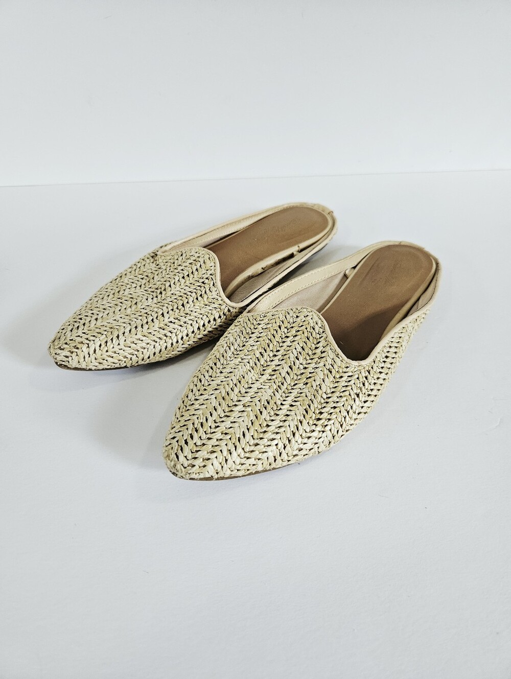 Universal Thread Jute Woven Straw Pointed Toe Slip On Smoking Shoe Violet Mule 8